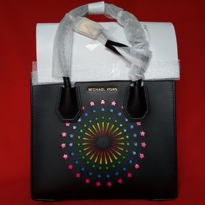 BRAND NEW MICHAEL KORS STAR LEATHER MESSENGER BAG